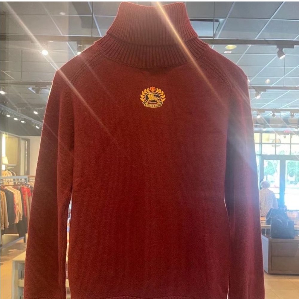 100% Authentic Burberry Women’s Sweater